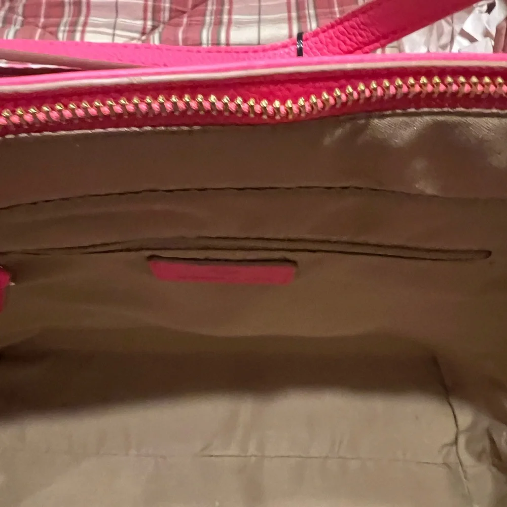 NWT-Nanette Lepore 3 Piece Set-Tote, Dome Crossbody & Coin Purse - Picture 7 of 13